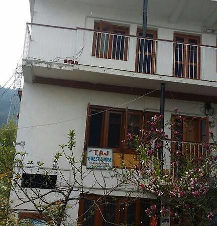 Taj Guest House Srīnagar Exterior foto