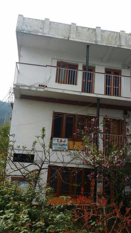 Taj Guest House Srīnagar Exterior foto